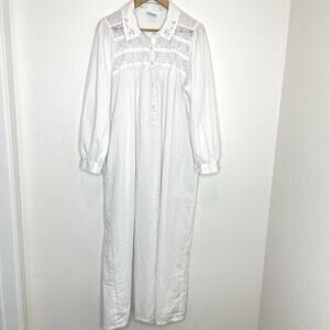 Vintage Gilligan O’Malley Modest White Long Maxi Length Nightgown Womens Medium